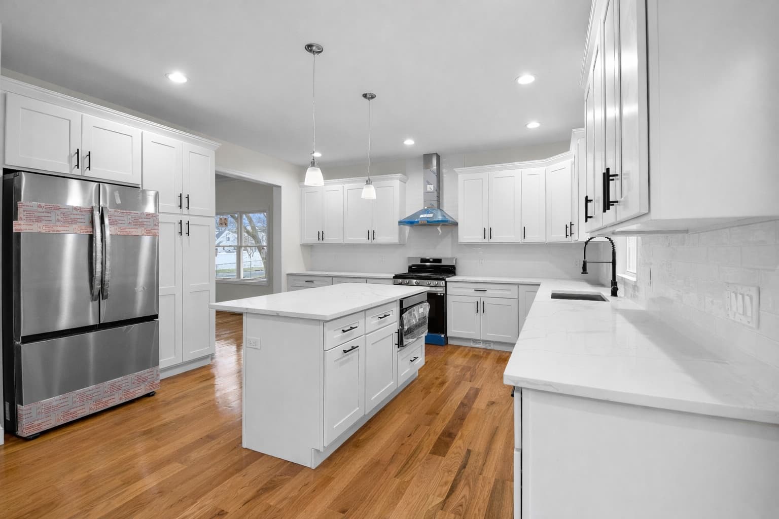 Vacant Lot to New Construction - Image 4