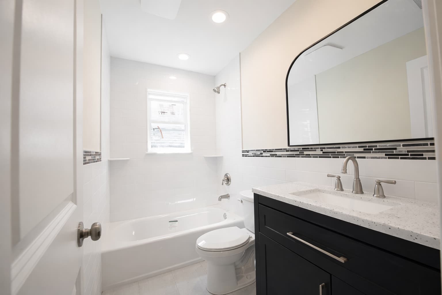 Vacant Lot to New Construction - Image 13