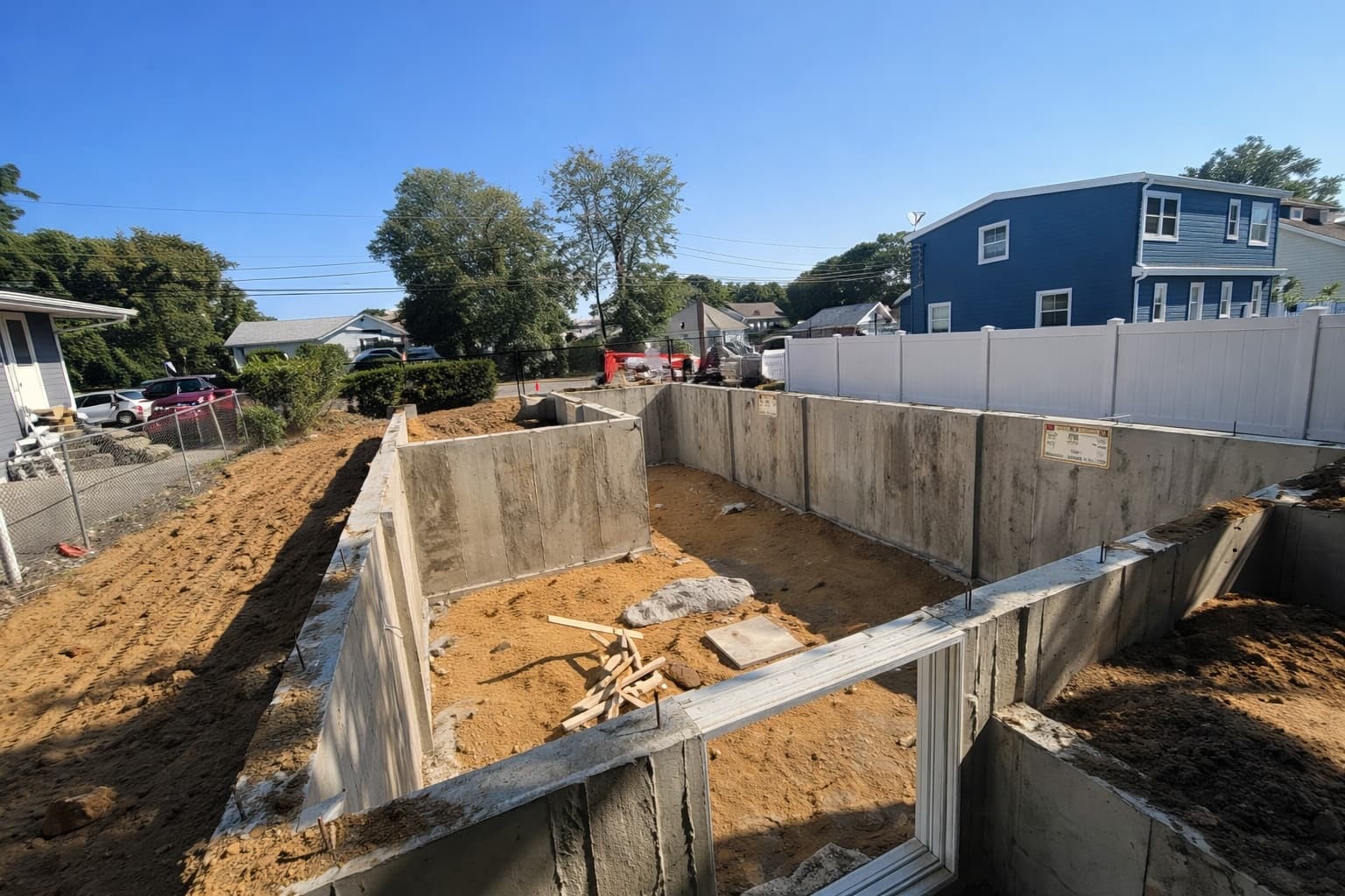 Vacant Lot to New Built Sale - Image 5